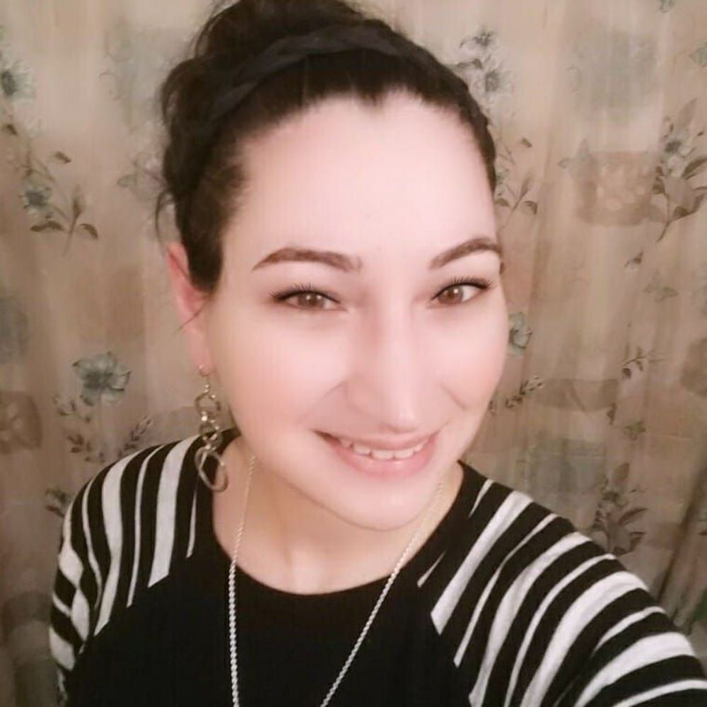 Meet your Posher, Mistie